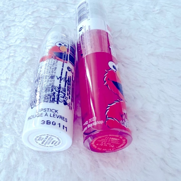 Wet n Wild Elmo lipstick and lipgloss - Picture 3 of 14
